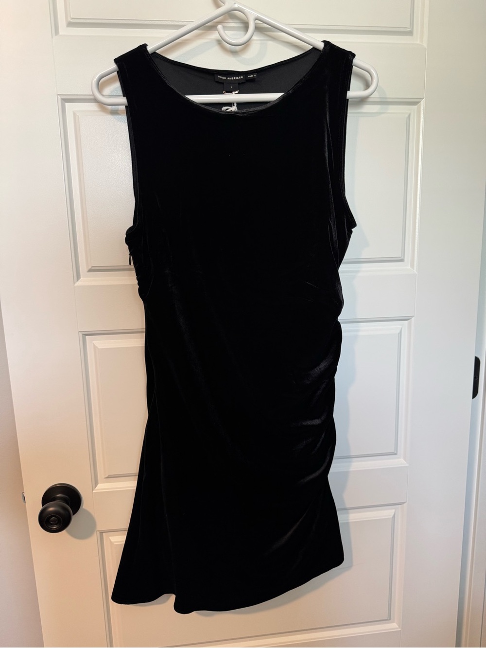 NWT Good American Stretch Velvet Sheath Dress with Side Ruching, Black, Size L